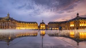 The Ultimate Guide to Bordeaux Walking Tour