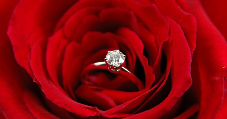 Why Rose-Cut Diamonds Are The Perfect Blend of Old-World & New-Age Charm